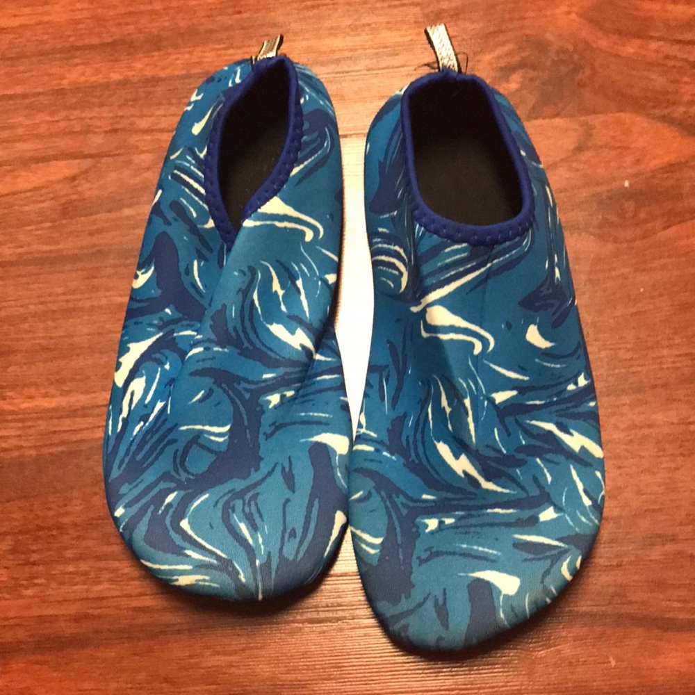 Women’s shoes
